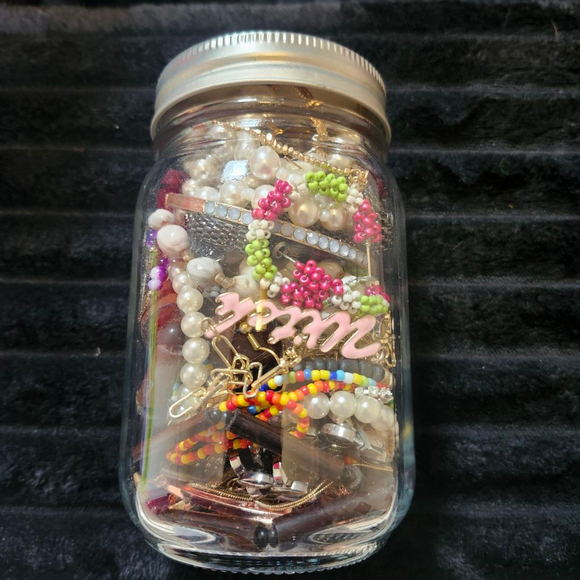 Unbranded Jewelry - Jewelry Jar of Wearable Items Single Earrings Necklaces More